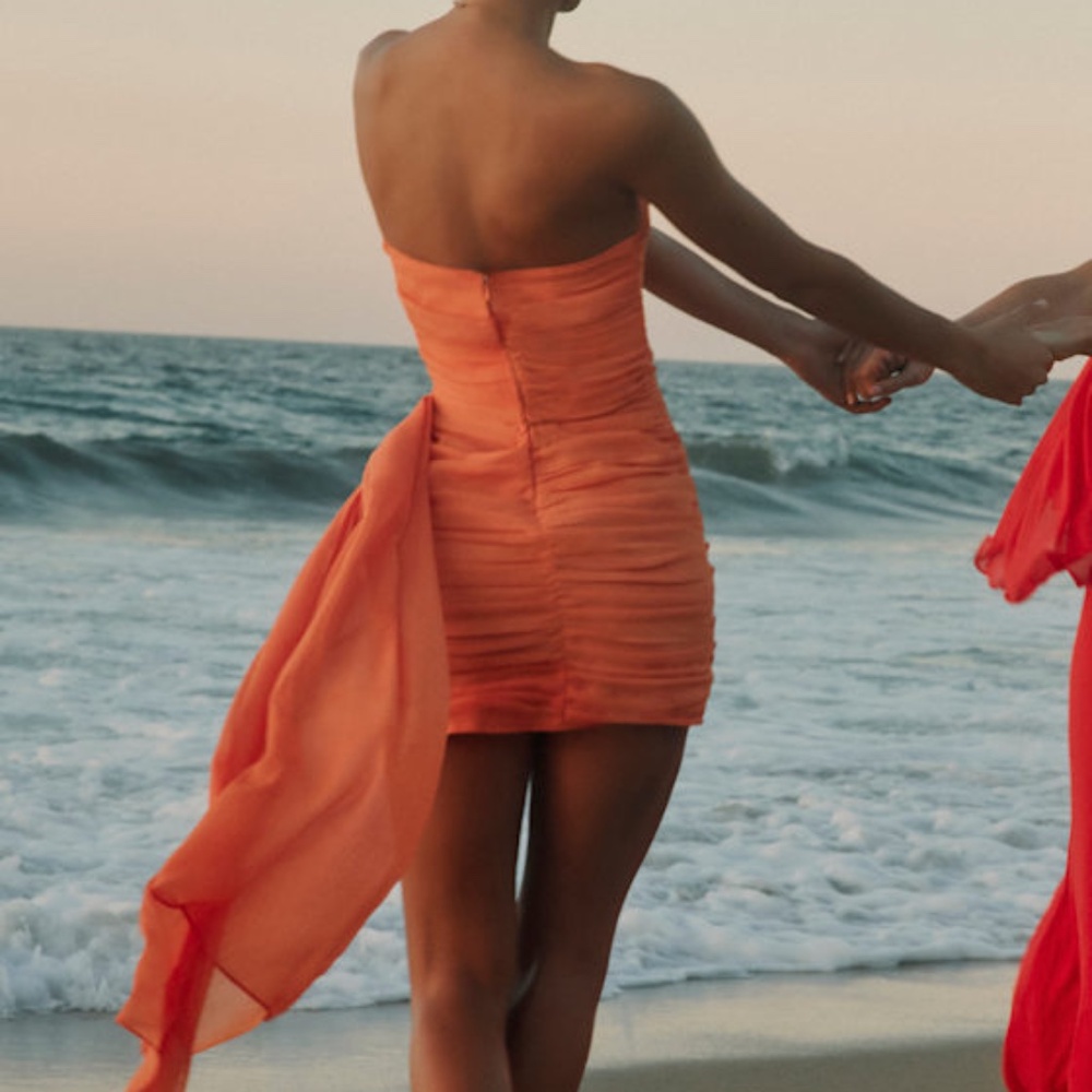 Lulus Exceptional Beauty Orange Ruched Strapless Bodycon Mini Dress - Size M